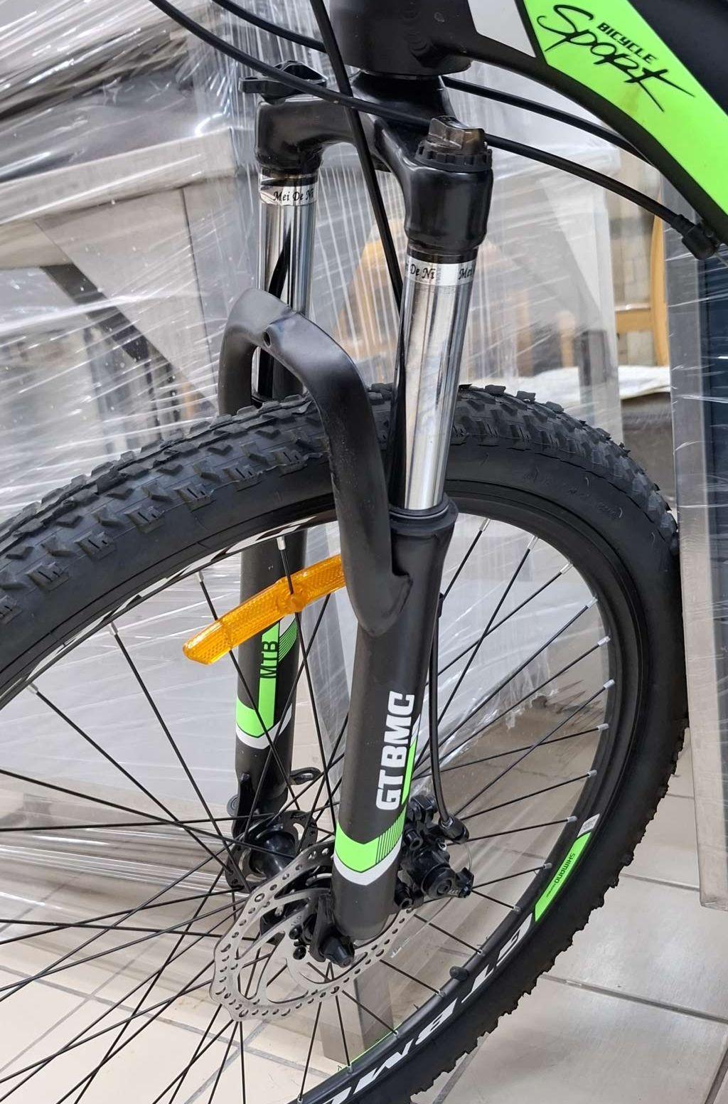 mountain bycycle /