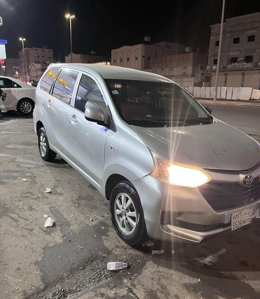 سياره افانزا 2017