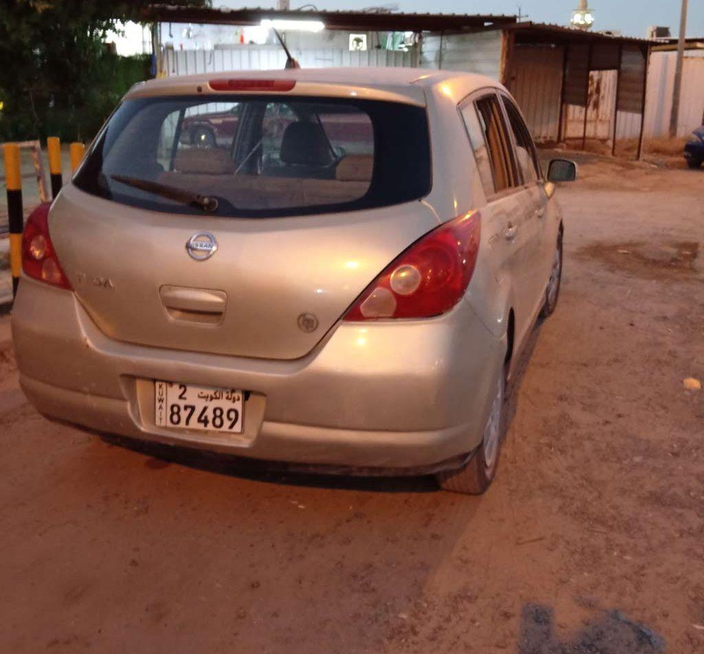 2007 نيسان تيدا
