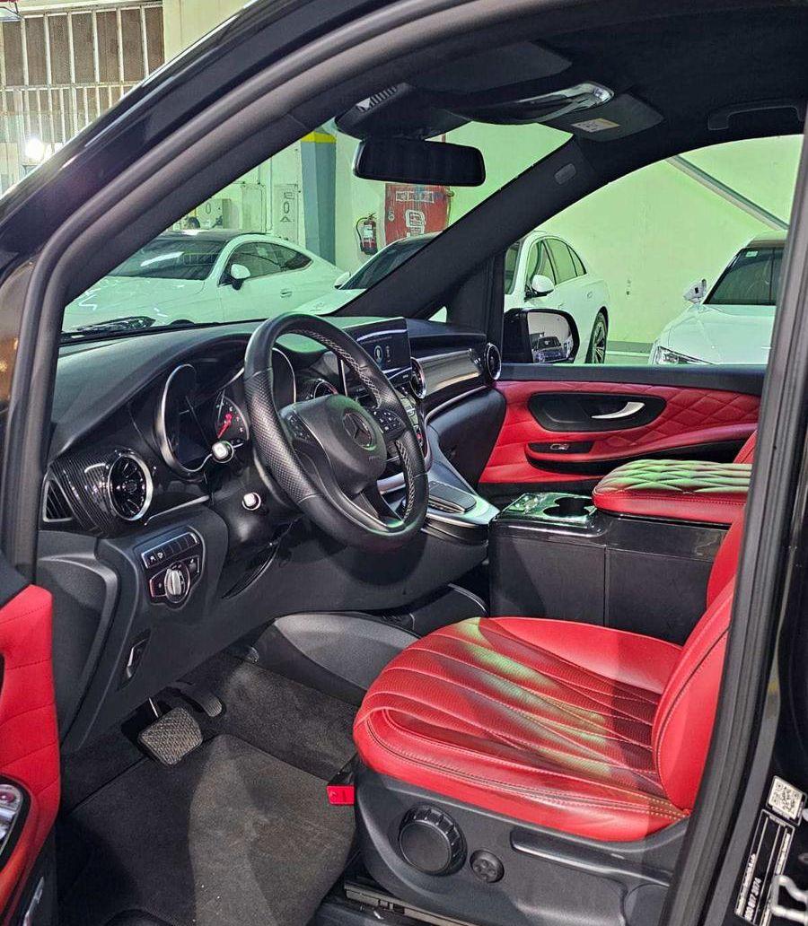 مرسيدس V250