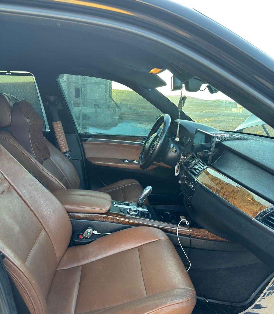 بي ام X5