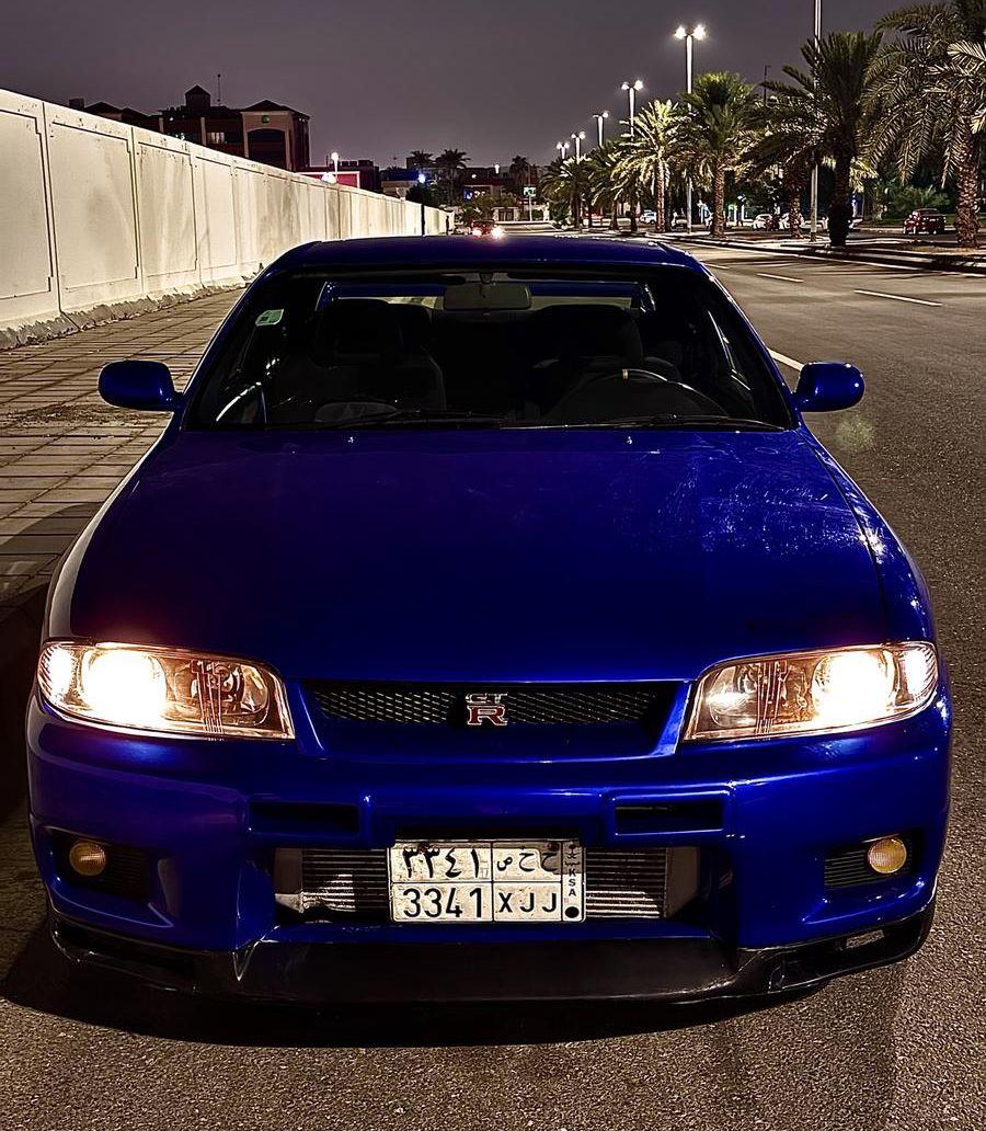 نيسان Skyline R33