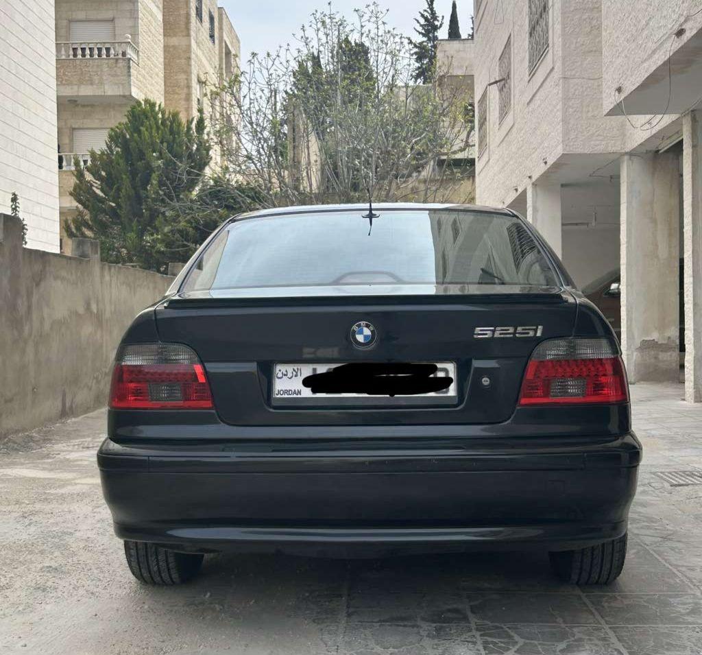 1999, بي ام