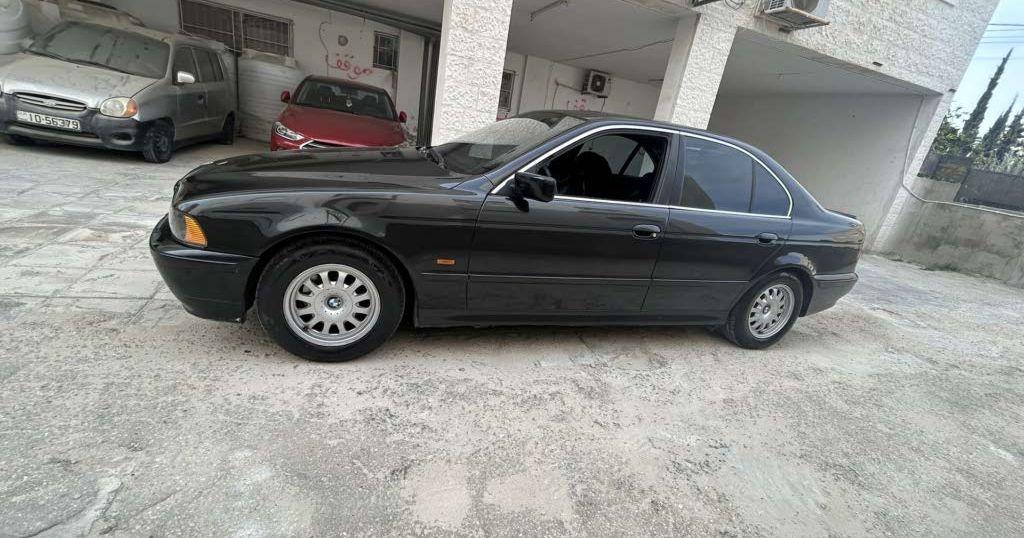 1999, بي ام