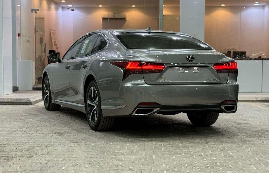 لكزس LS 350