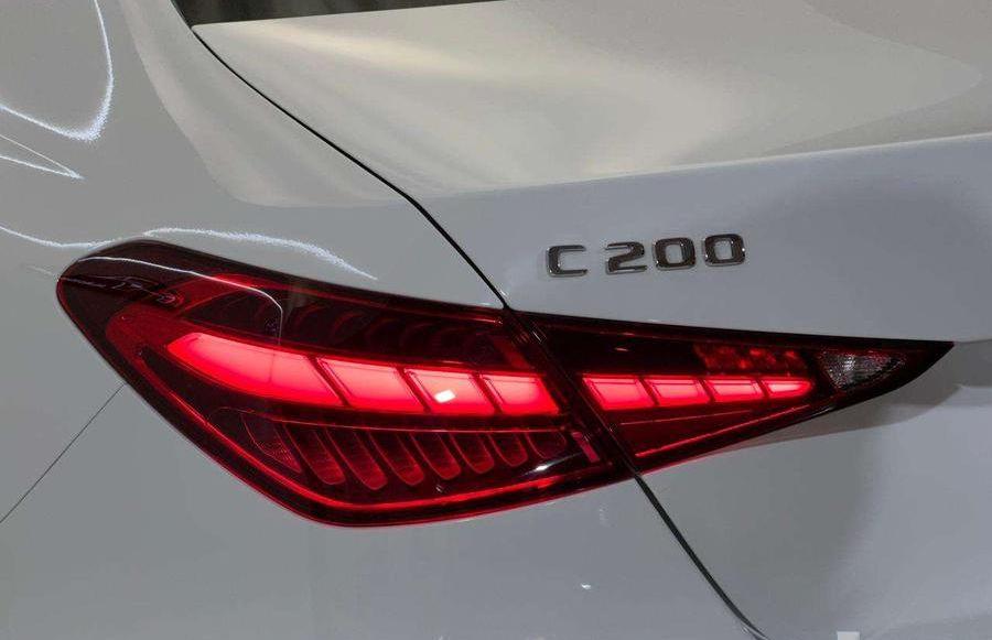 مرسيدس C200 موديل