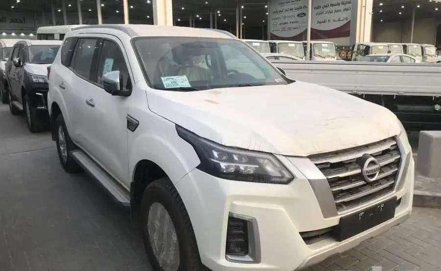 نيسان اكستيرا تيتانيوم