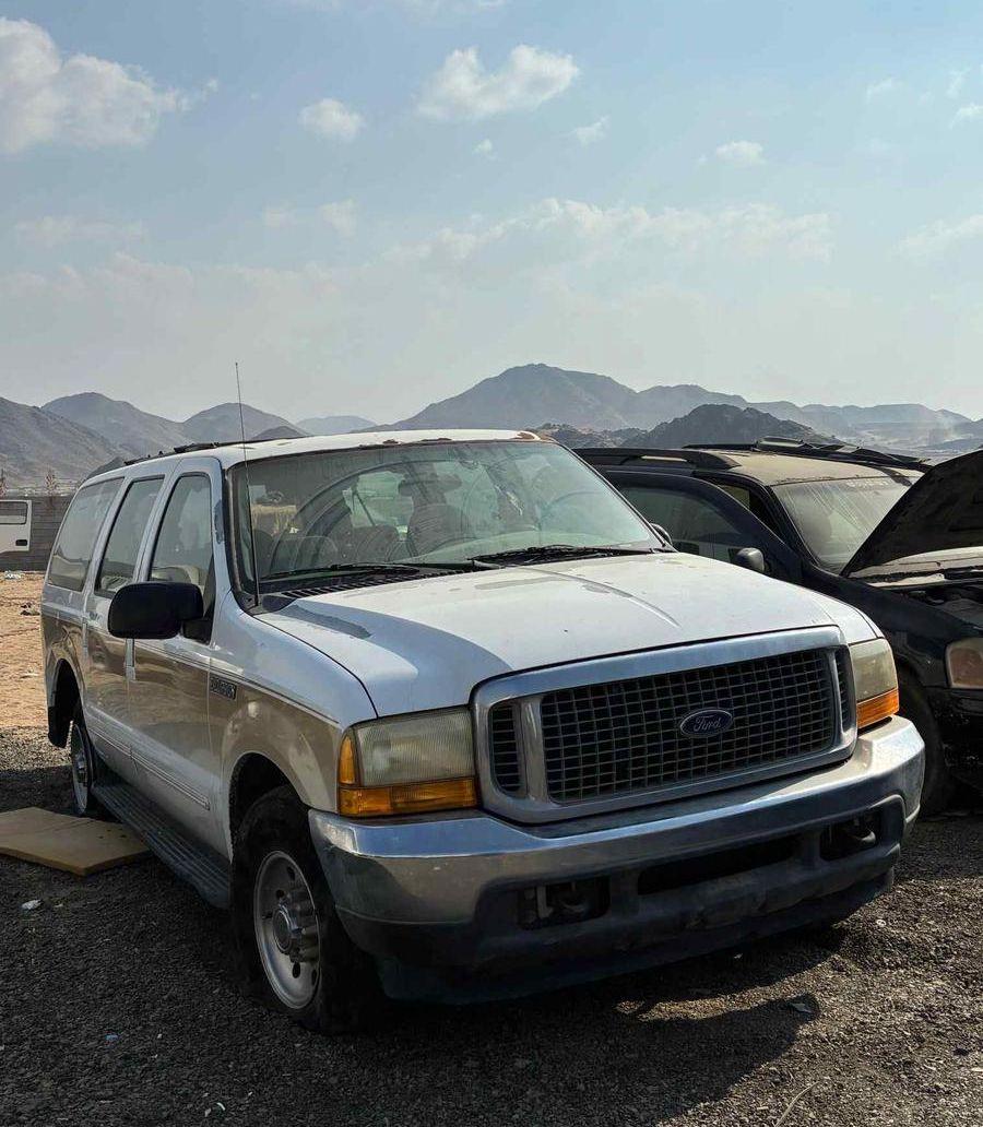 Ford Excursion model