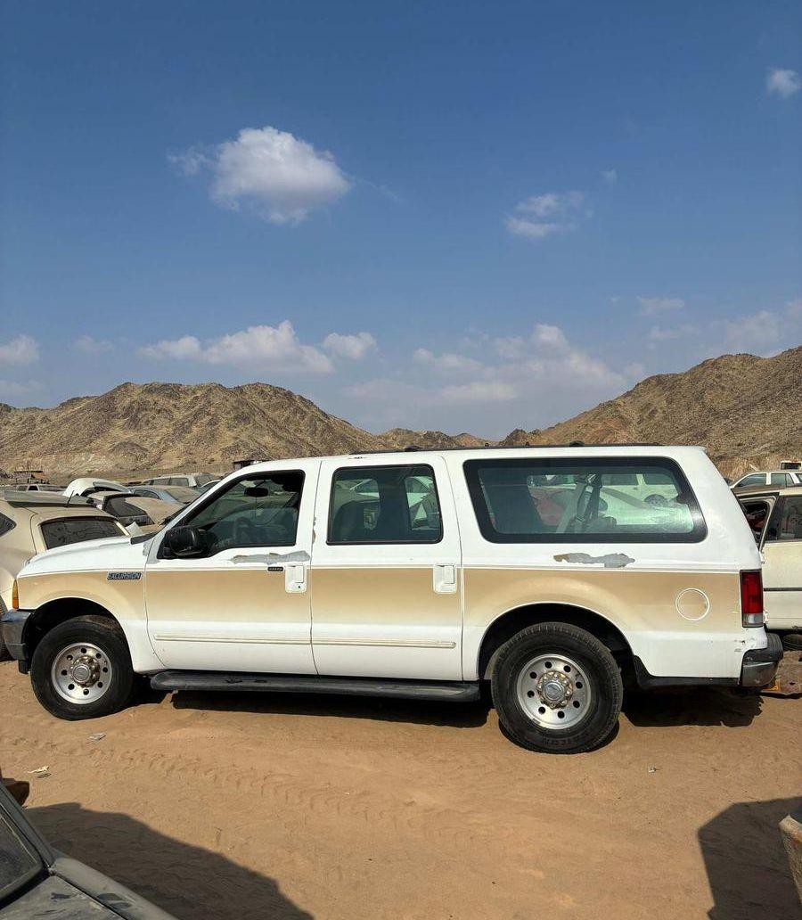 Ford Excursion model