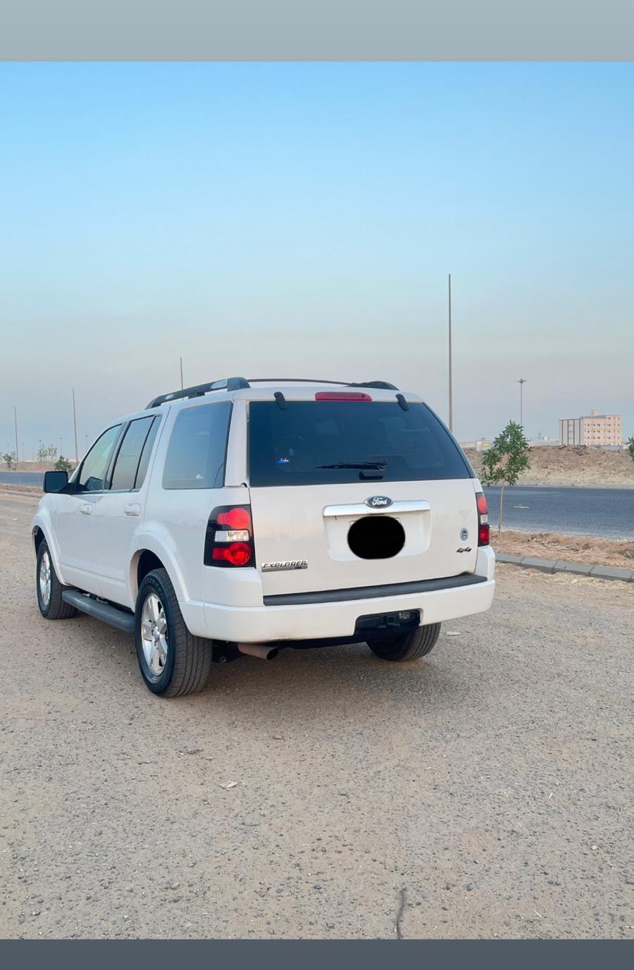 اكسبلور 2010 للبيع
