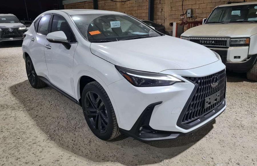 ليكزس NX350 AA