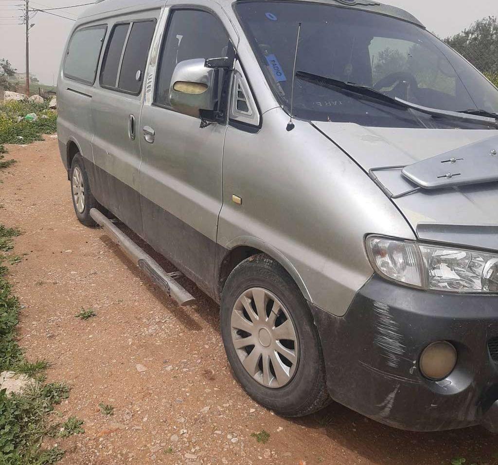 2001, هيونداي, H1