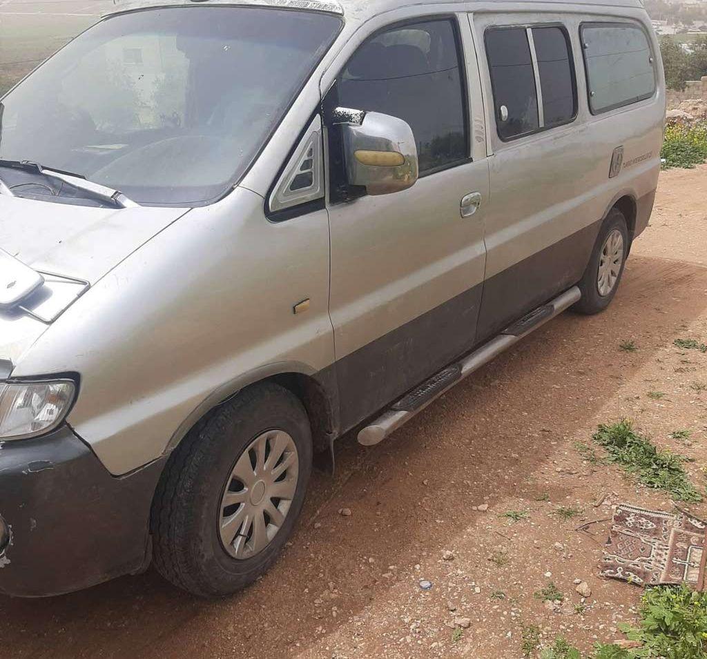 2001, هيونداي, H1
