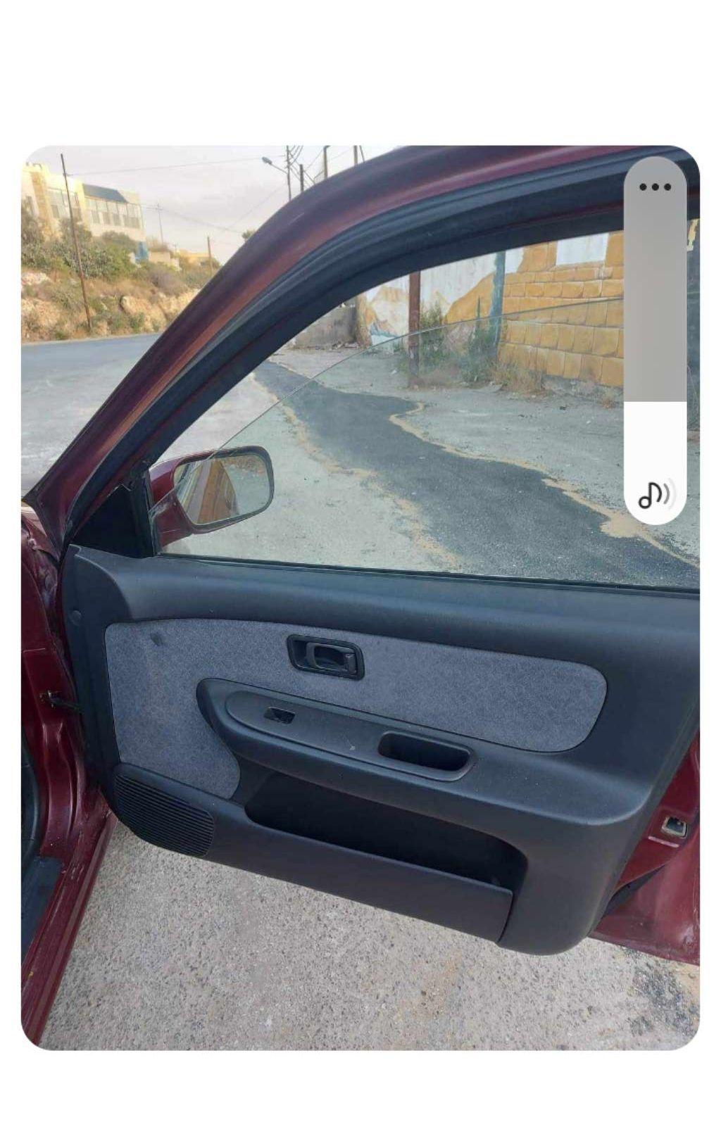 1999, نيسان, صني,