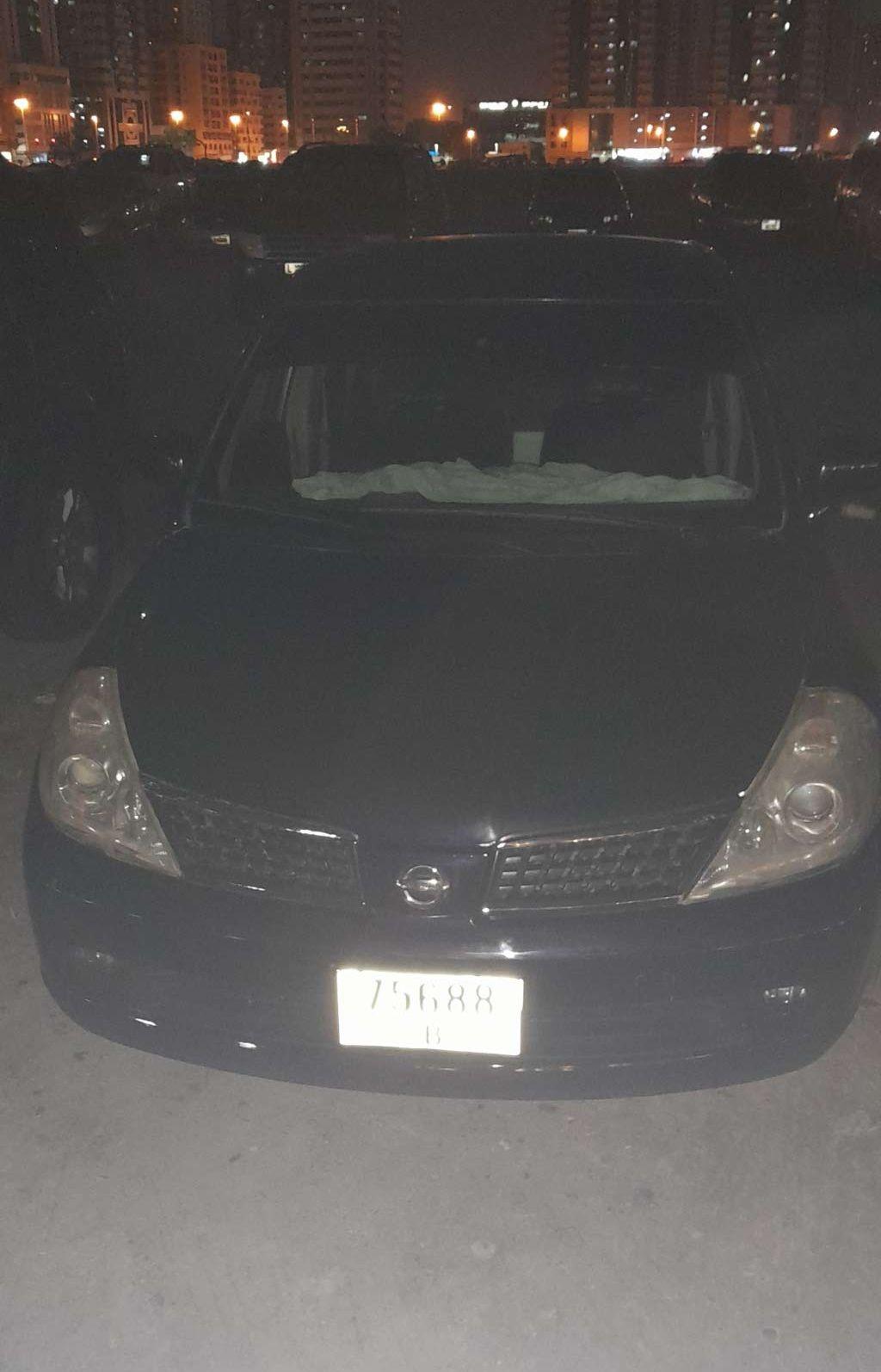 2008 نيسان تيدا