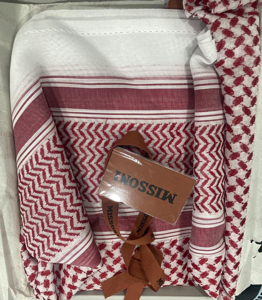 شماغ MISSONI جديد