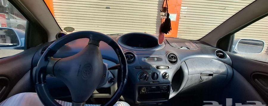تيوتا ايكو 2000