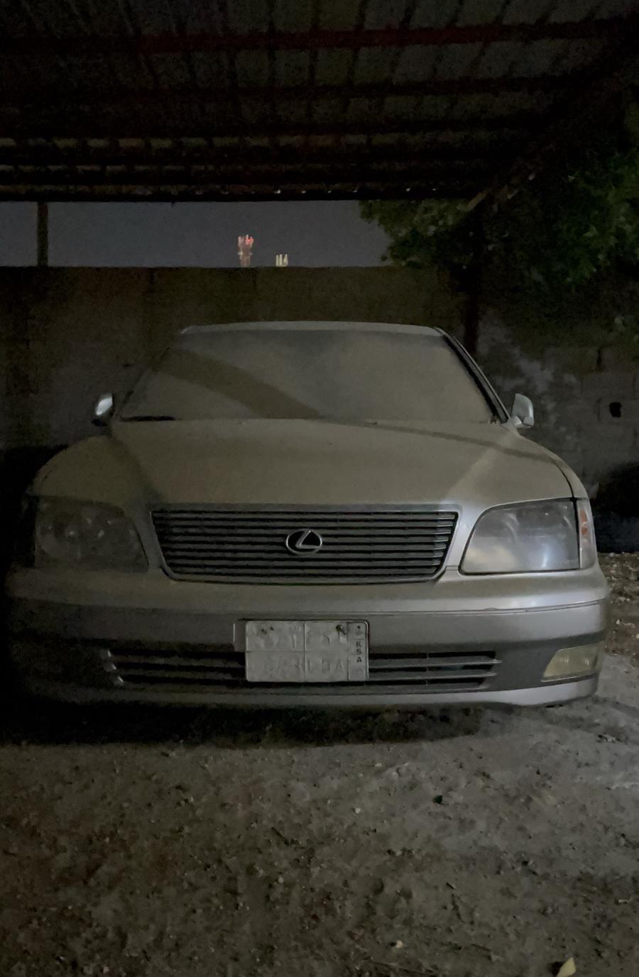 لكزس 400 LS