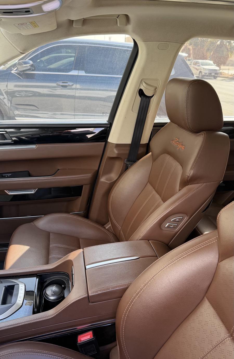 زوتي T700 L
