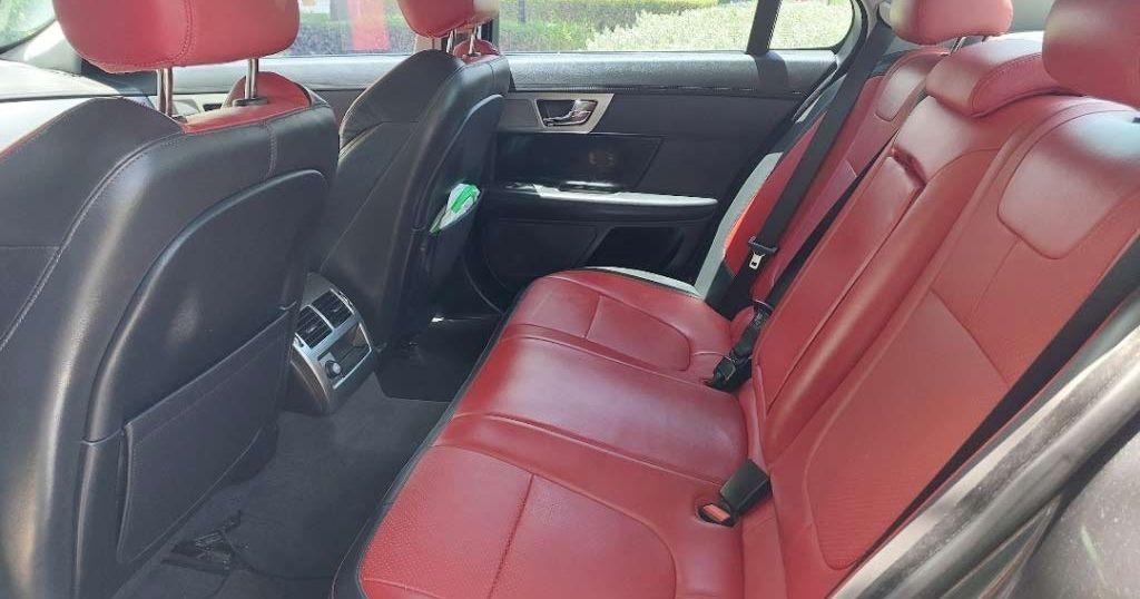 2015 جاكوار XF