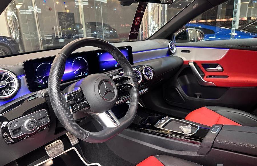 Mercedes A200 2025
