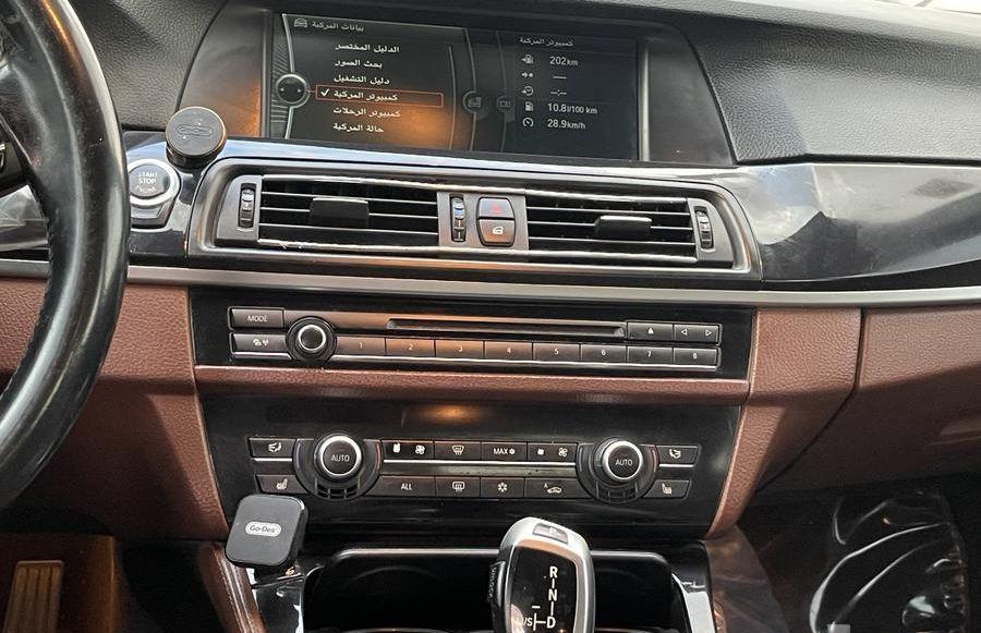Bmw 2011. 523.