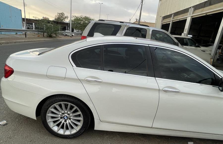 Bmw 2011. 523.