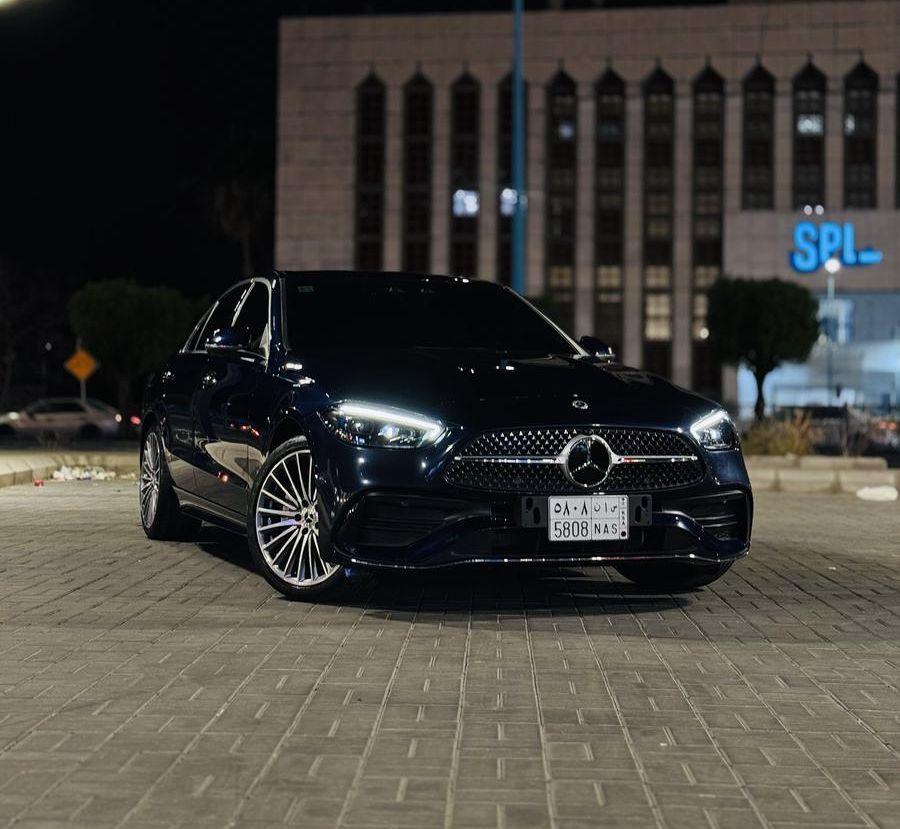 مرسيدس C300 (