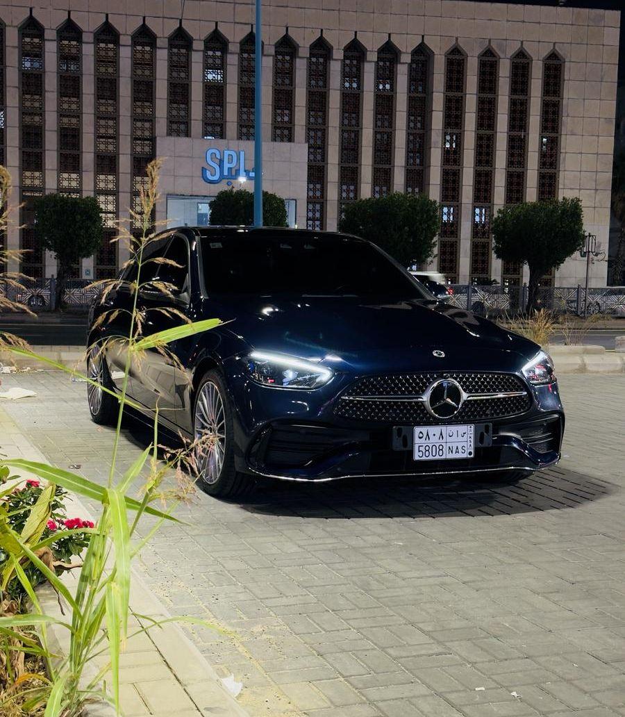 مرسيدس C300 (