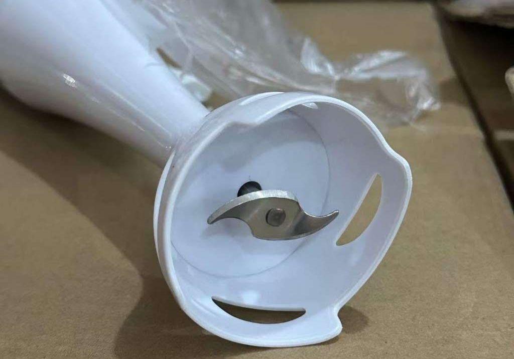 خلاط يدوي عملي