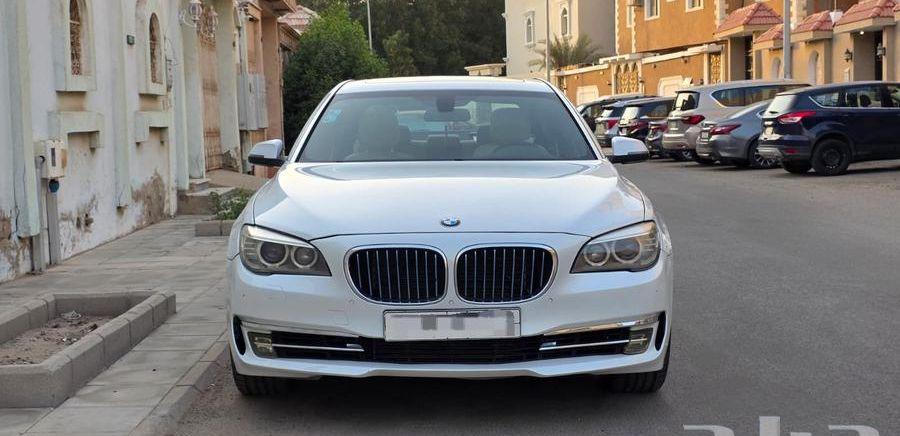 بي ام 730