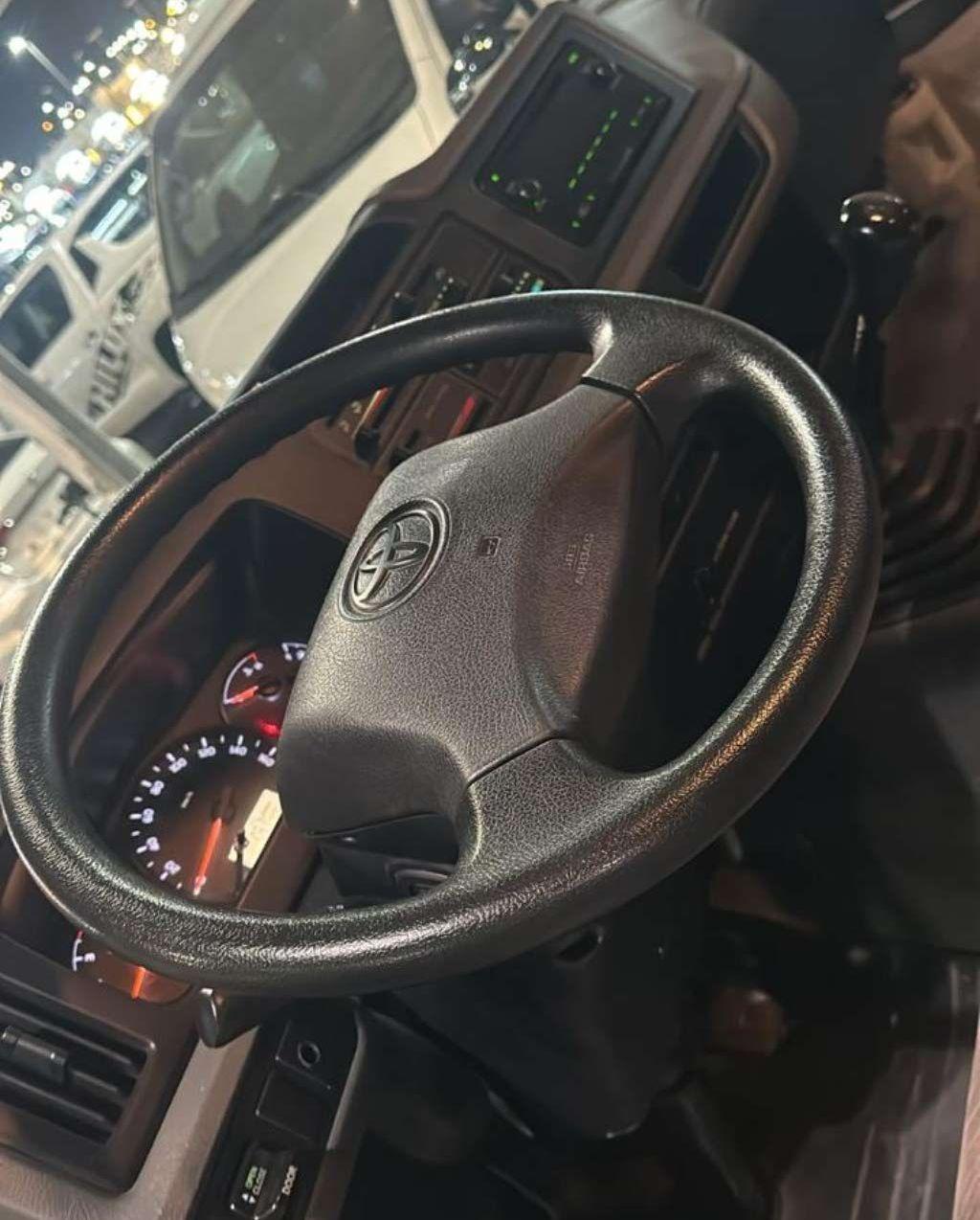 2022 تويوتا اخرى