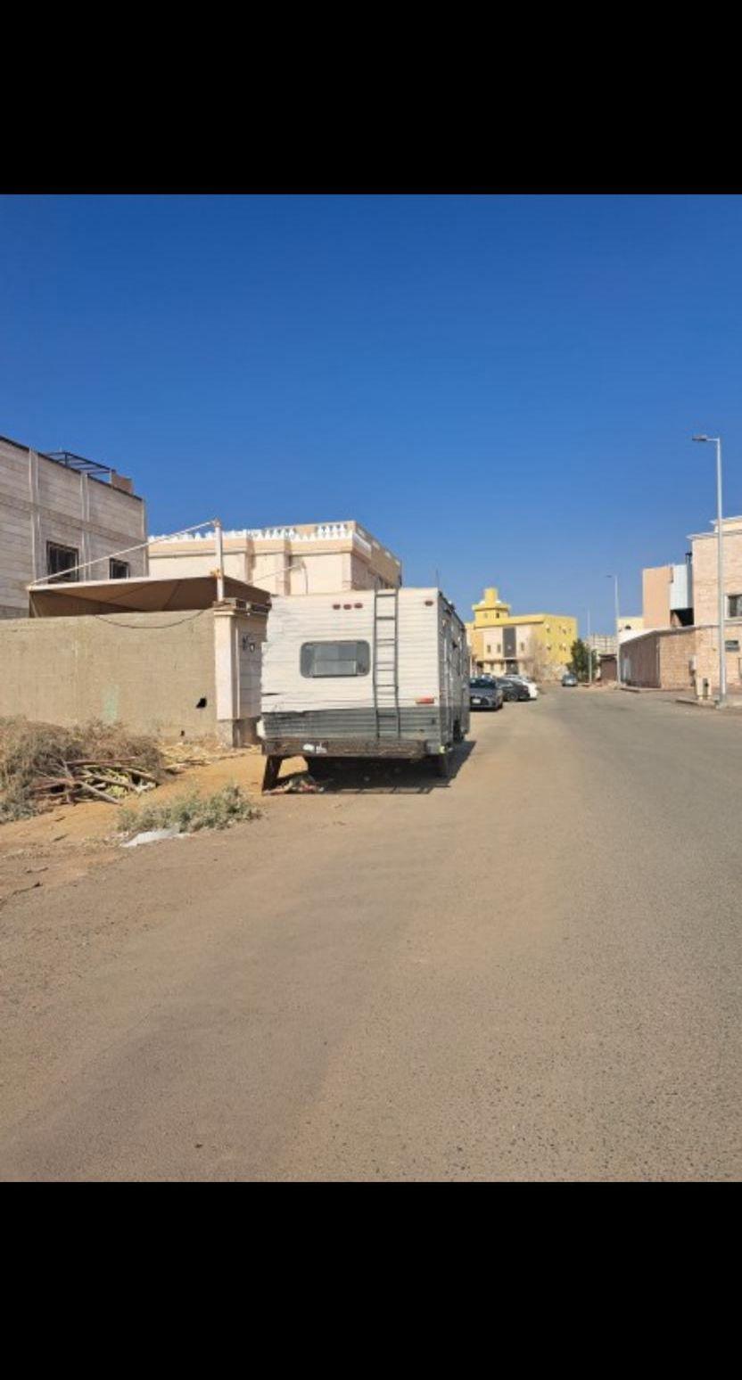 كرفان للبيع يحتاج