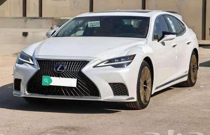 لكزس LS. 500.HHهايبرد