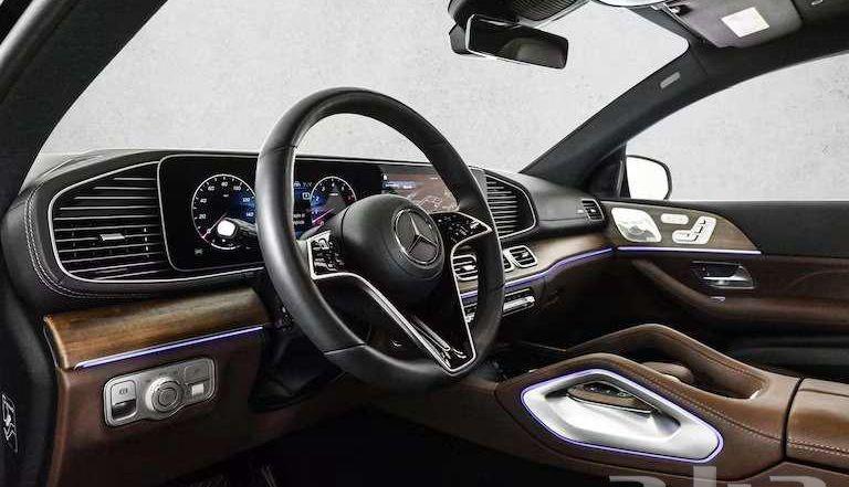 2025 Mercedes-Benz GLE