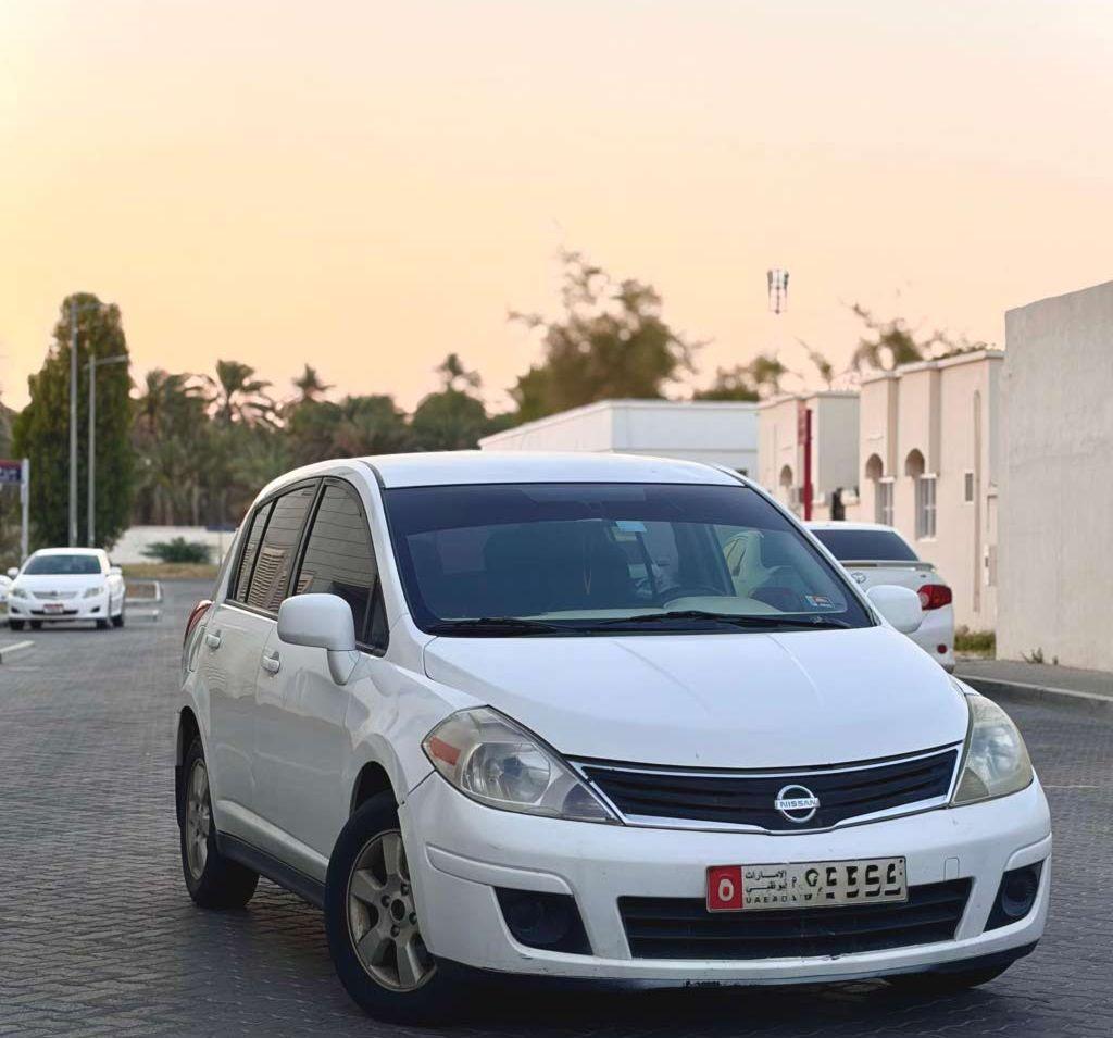 2011 نيسان تيدا