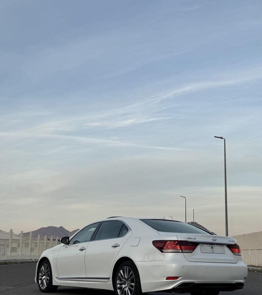 للبيع لكزس LS460