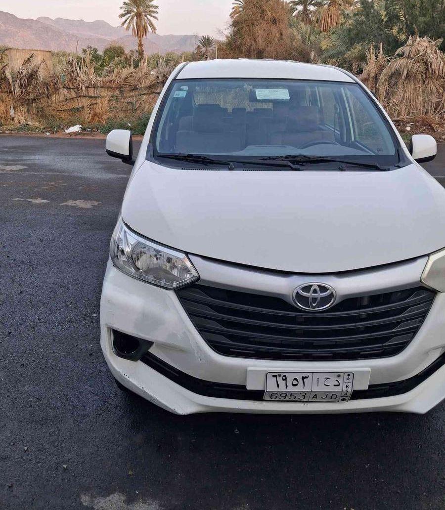 تويوتا افانزا نظيفه