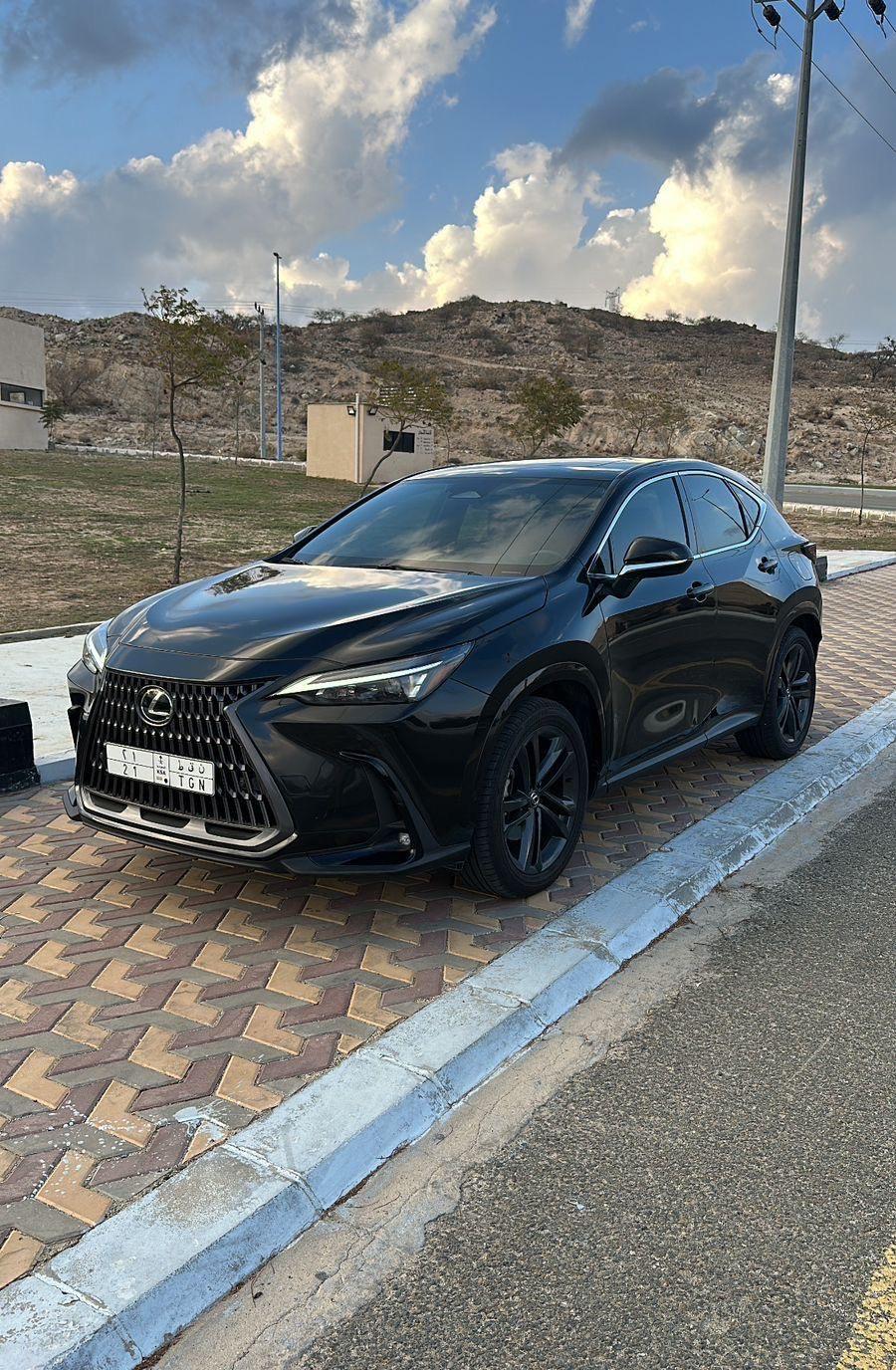 لكزس nx350 موديل