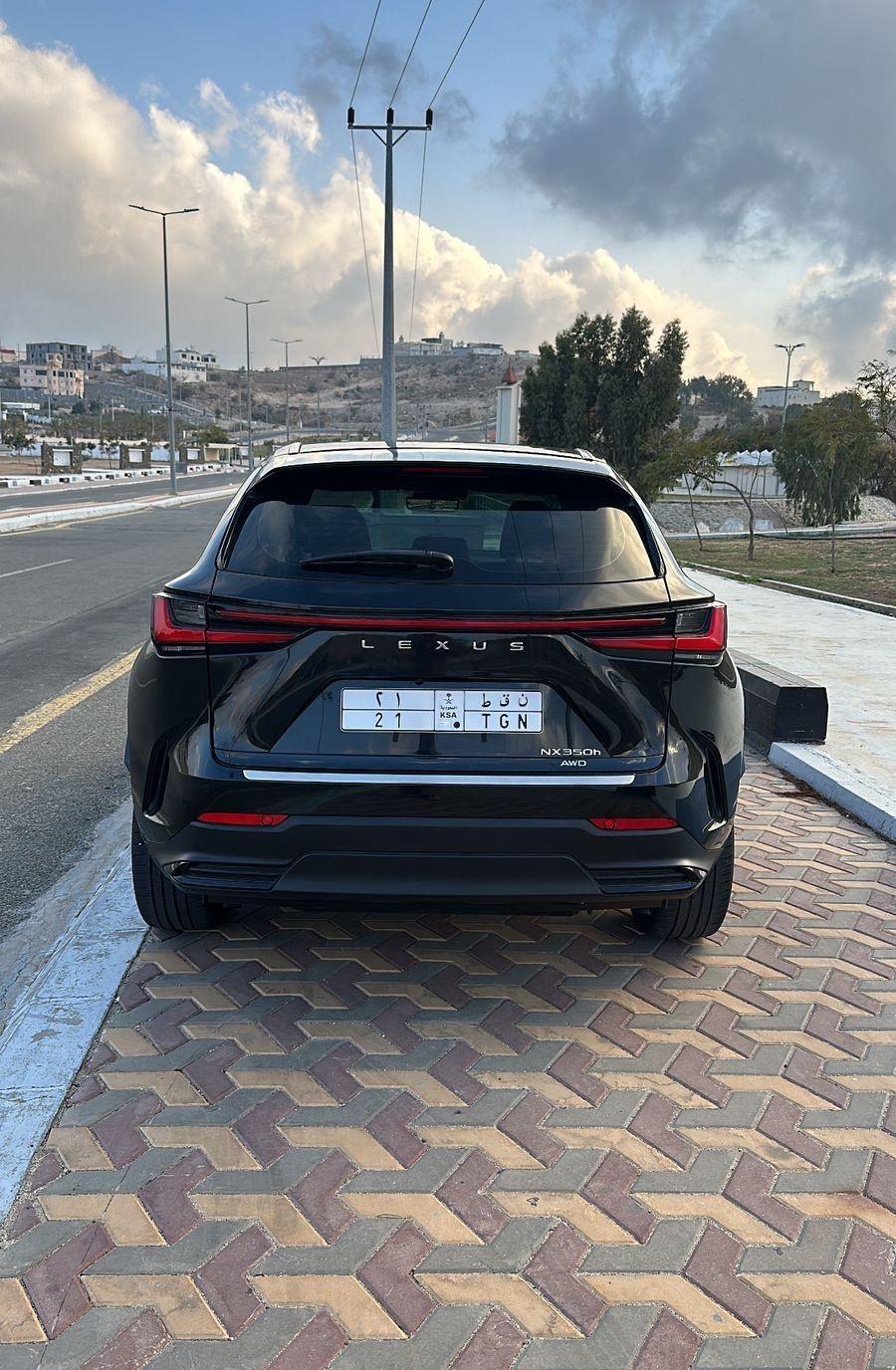 لكزس nx350 موديل