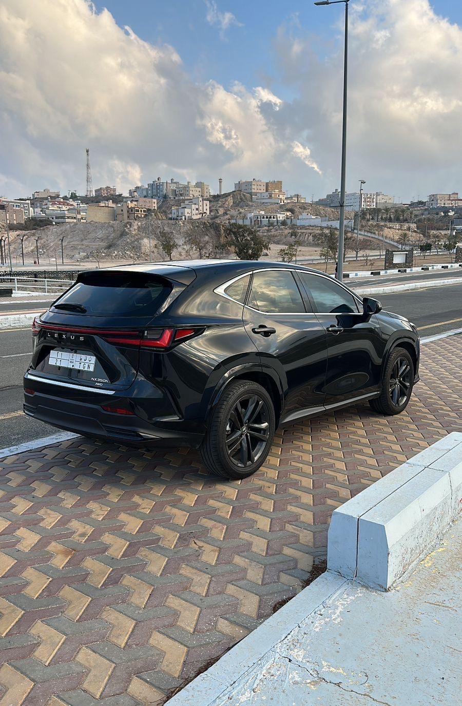 لكزس nx350 موديل