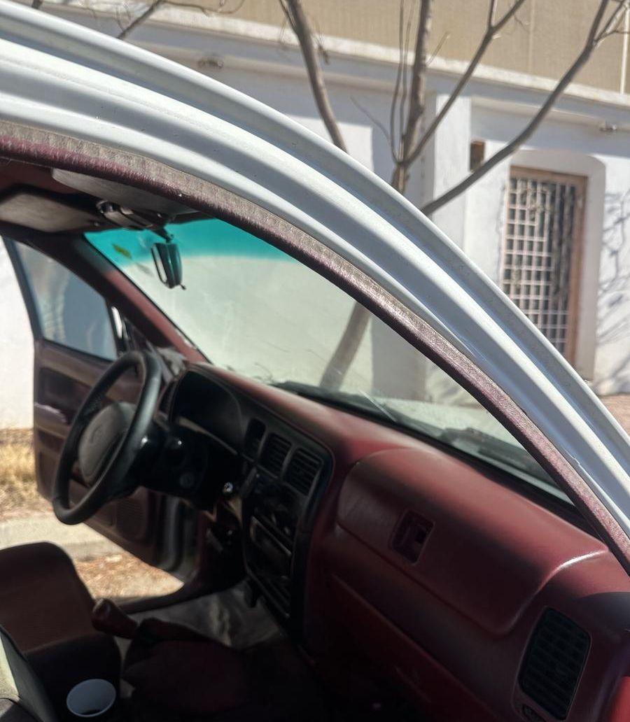 هايلكس 2001
