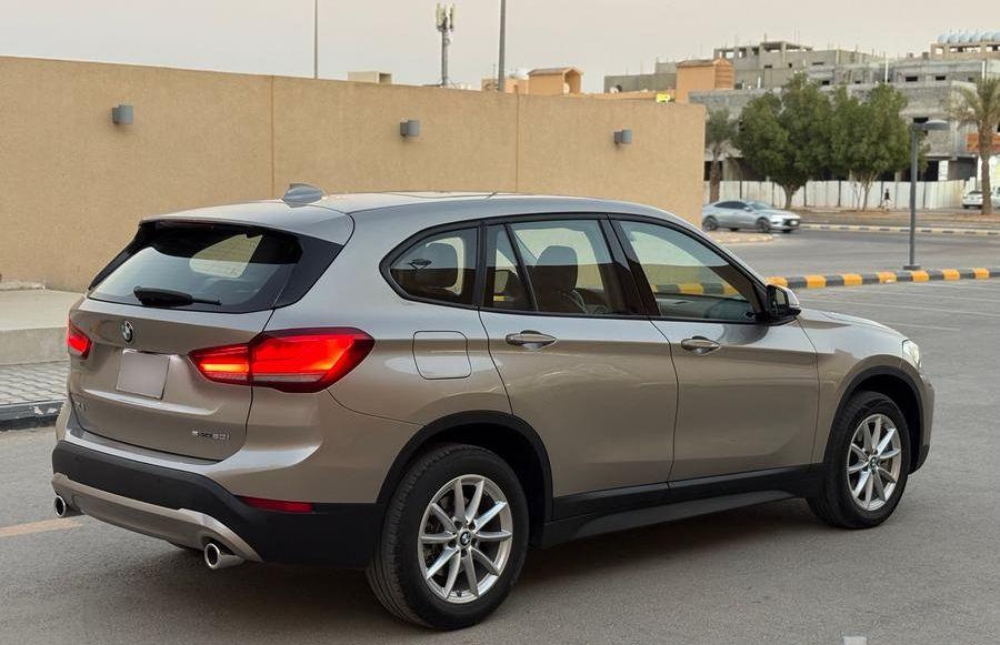 للبيع BMW X1