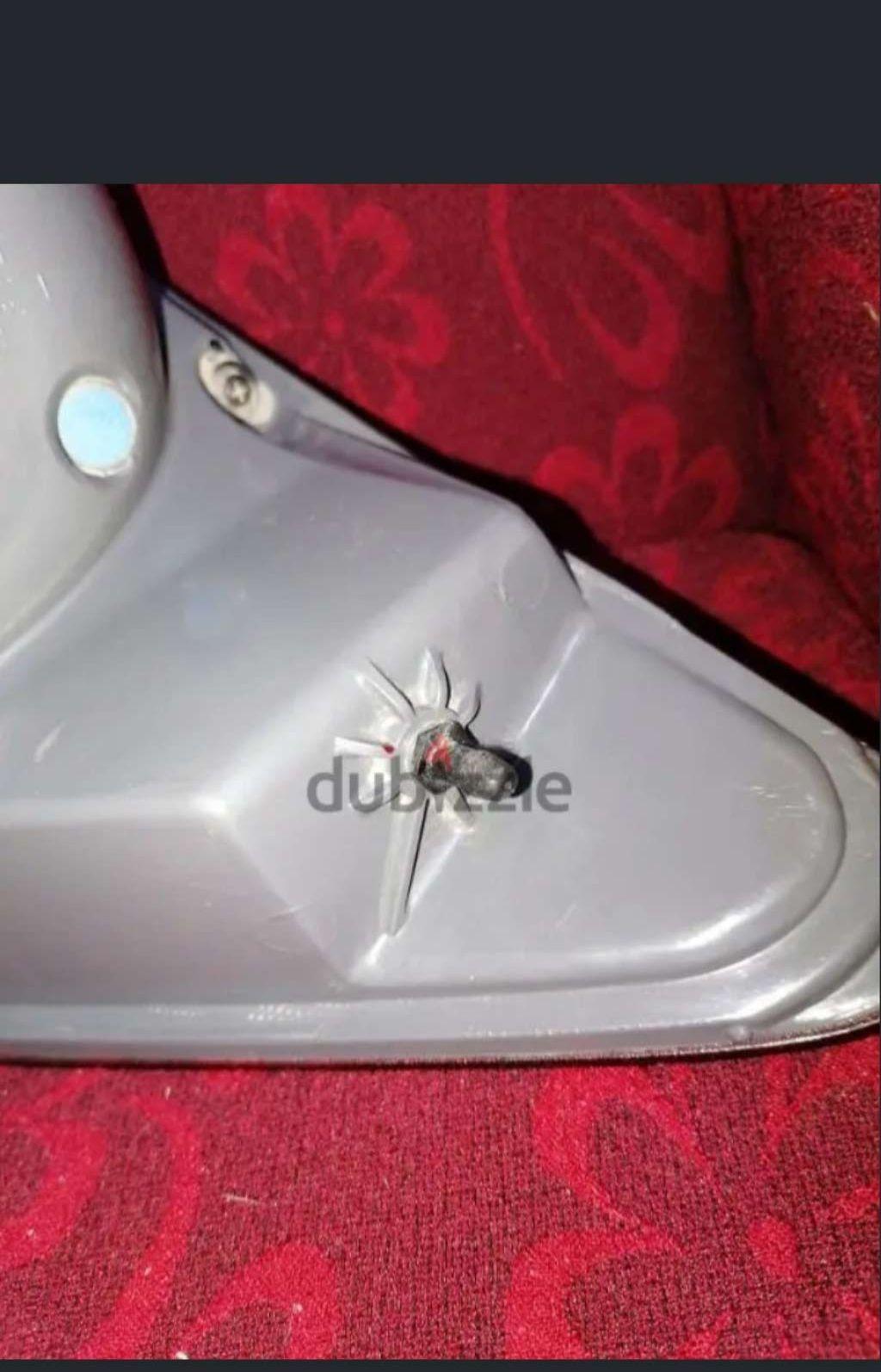 فانوس خلفي يسار