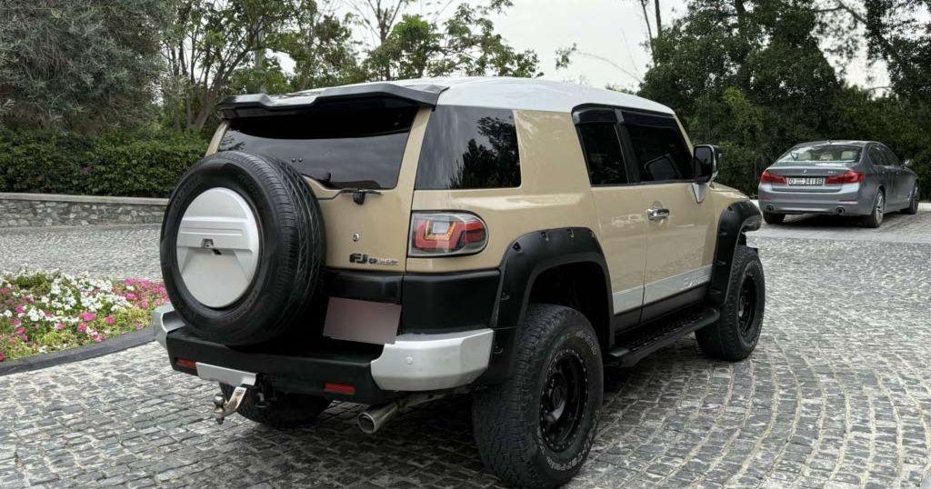 2012 تويوتا FJ