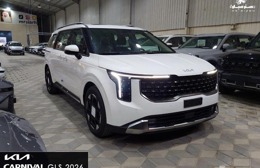 KIA CARNIVAL GLS