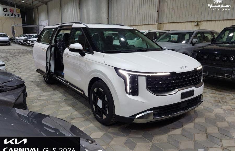 KIA CARNIVAL GLS