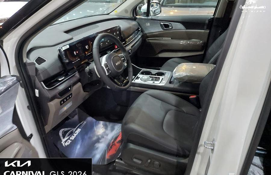 KIA CARNIVAL GLS