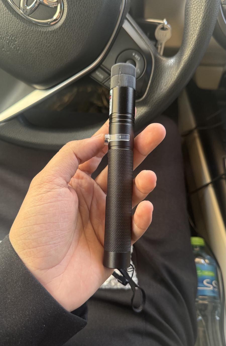 ليزر اخضر