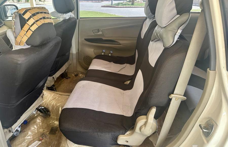 Toyota Avanza 2015